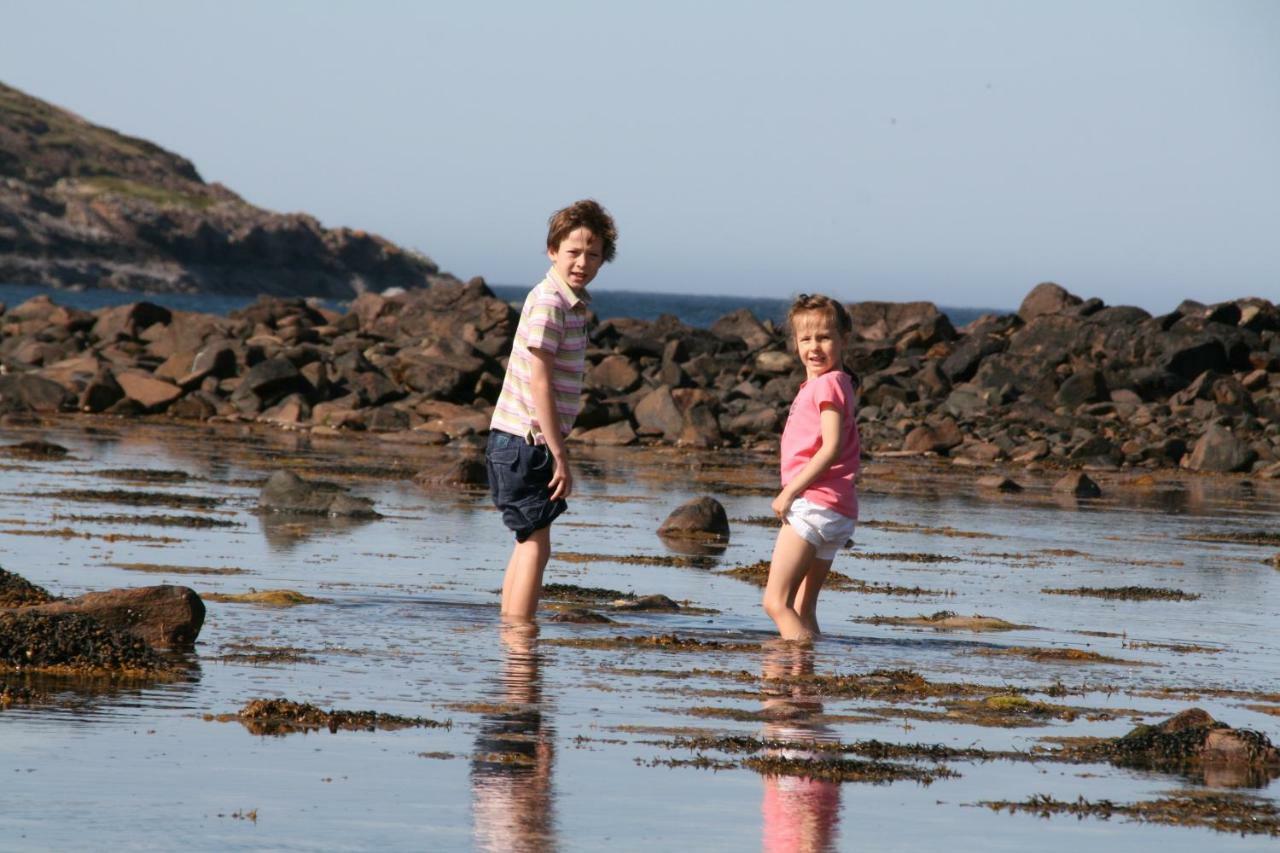 Vila 3A Mellon Udrigle Obinan Exteriér fotografie